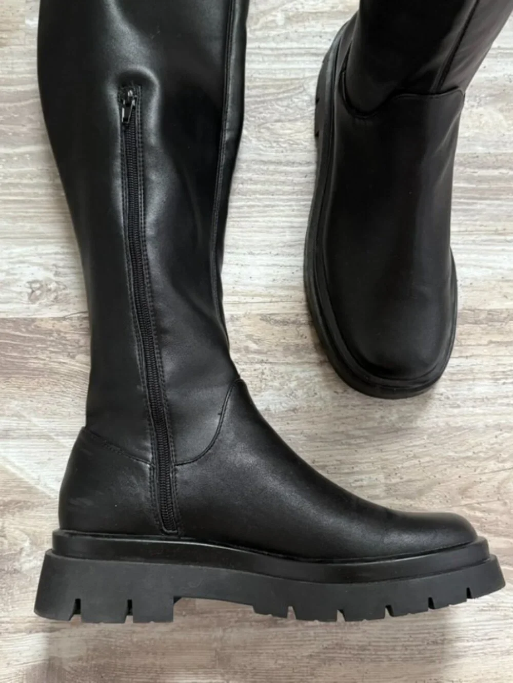 Unbranded these black